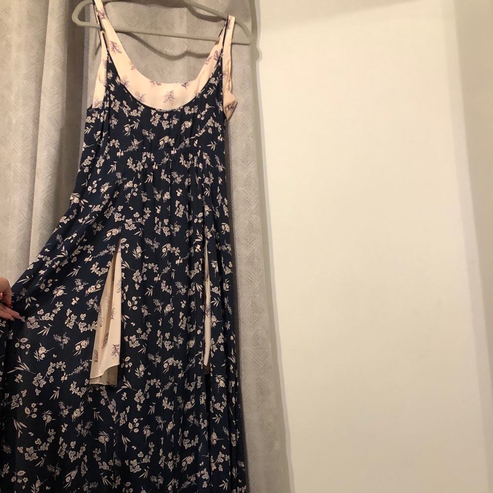 Cinq a September Jocelyn Maxi dress